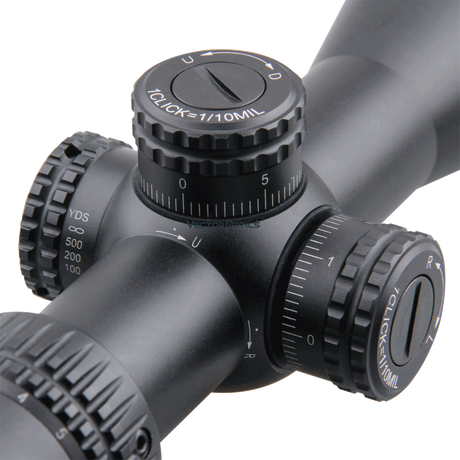 Vector Optics Veyron 3-12x44 SFP kompakts šautenes tēmeklis