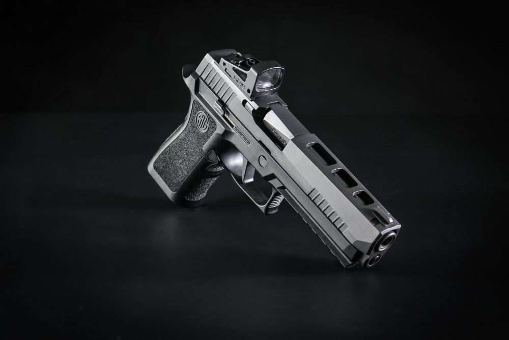 Sig P320 [models with removable rear sight] Optics Ready adaptera plāksne | Shield RMSc footprint